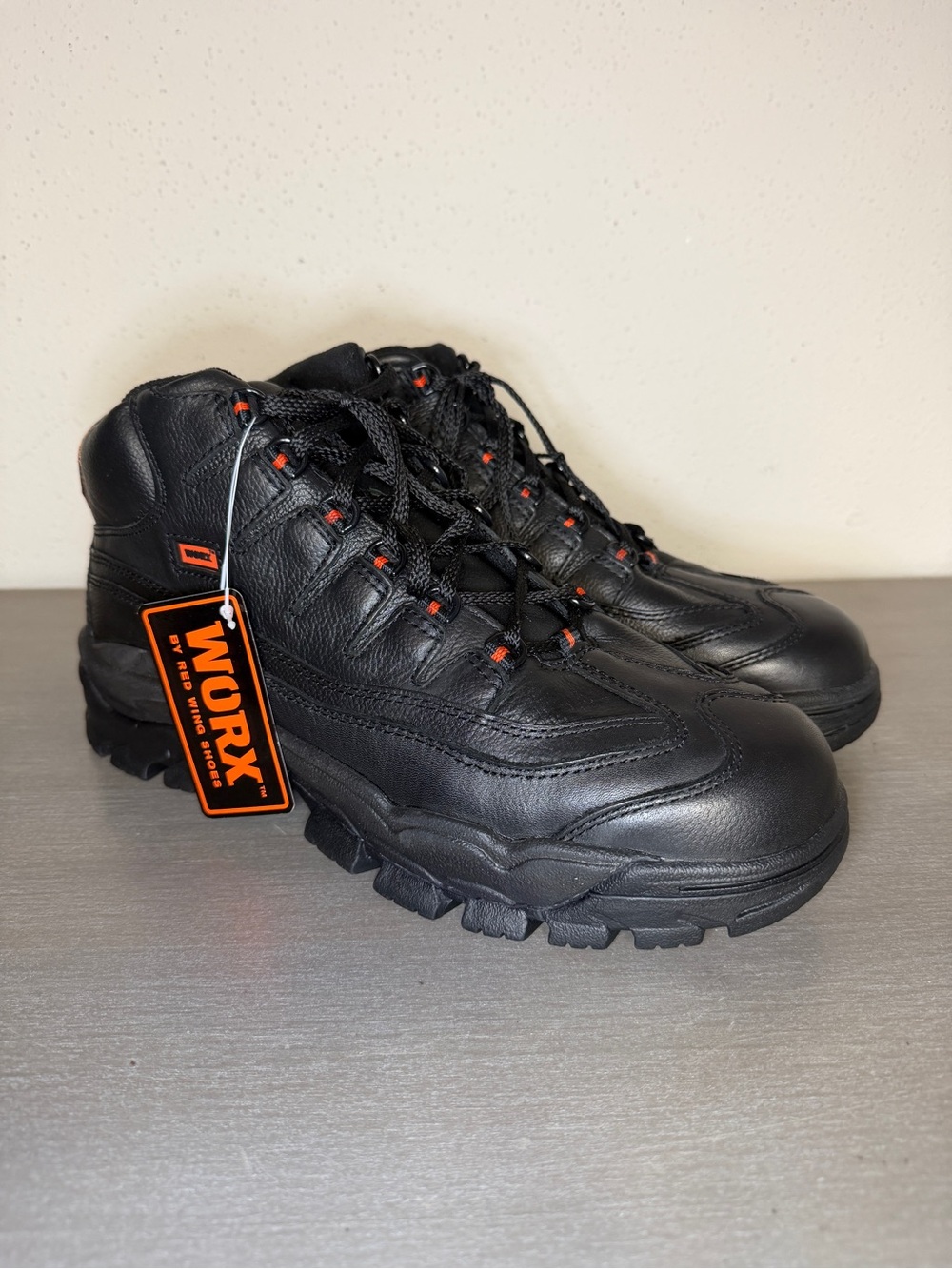 Red Wing Men's 12W WORX Safety Steel Toe Shoes Black Leather EUC 5501-1 NEW